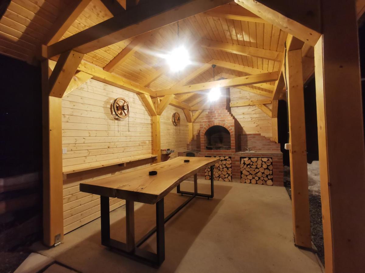 Bear'S Lair Chalet Porumbacu de Sus Buitenkant foto